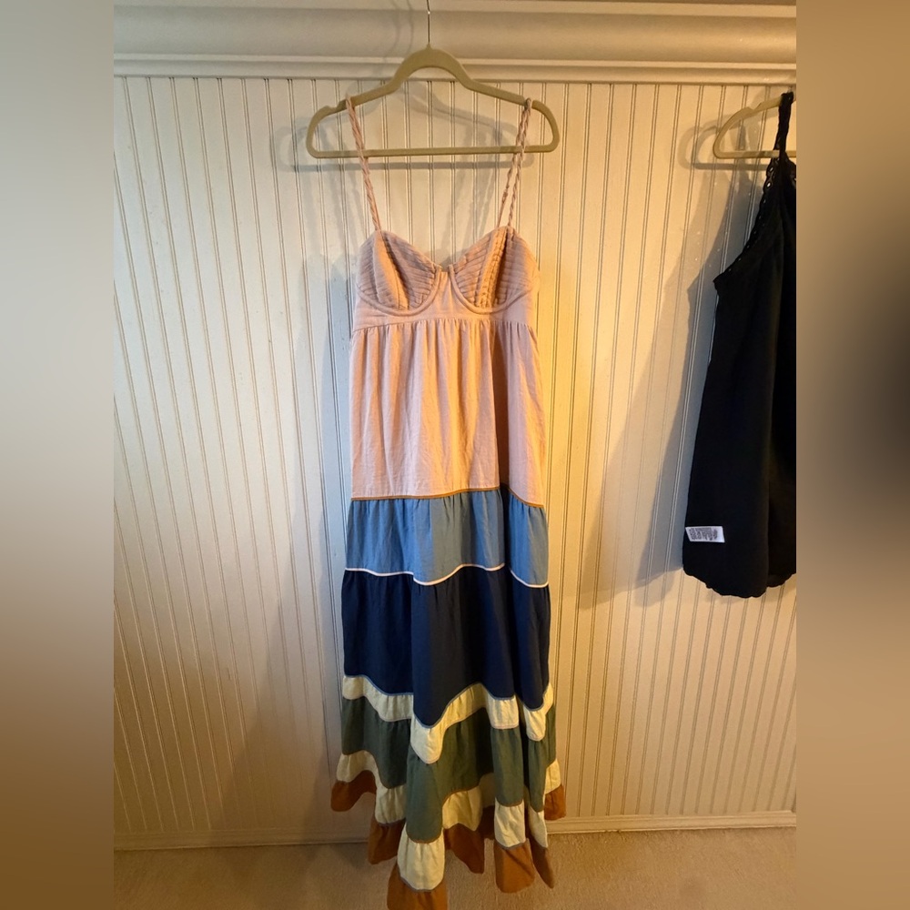 FARM Rio Multicolor Pleats Maxi Dress - Picture 3 of 3